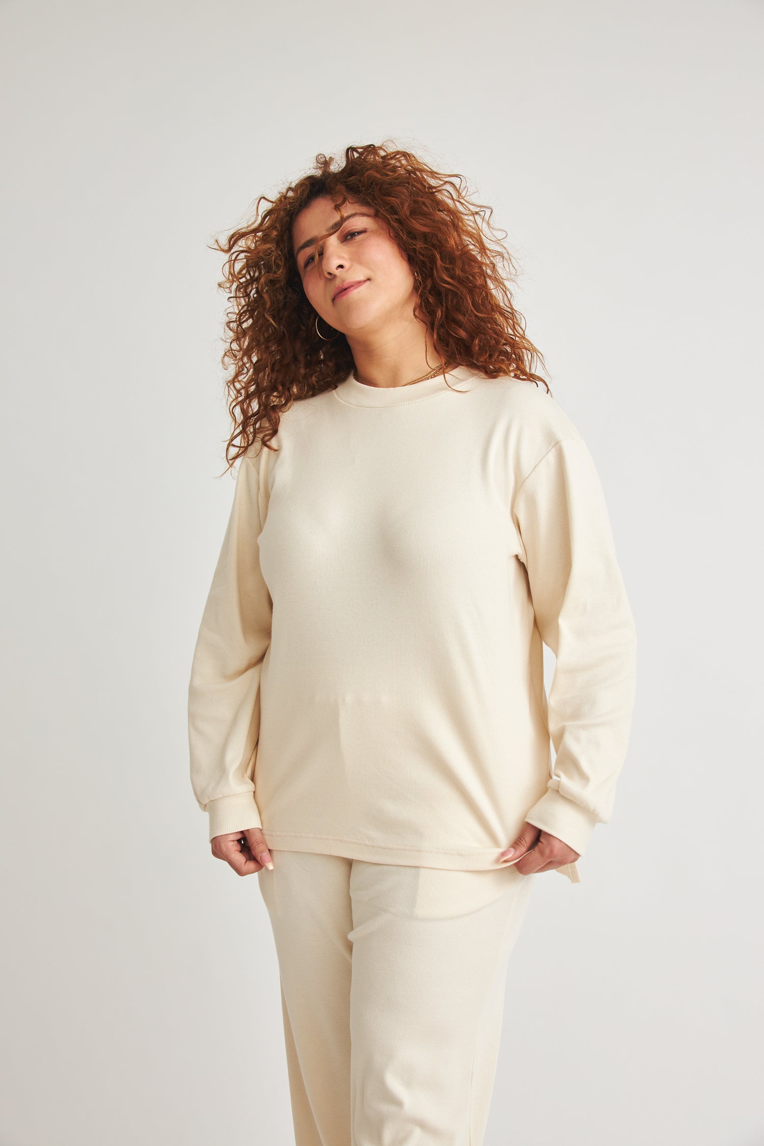 Natural-colored Bex sweatshirt made of organic cotton from Baige the Label