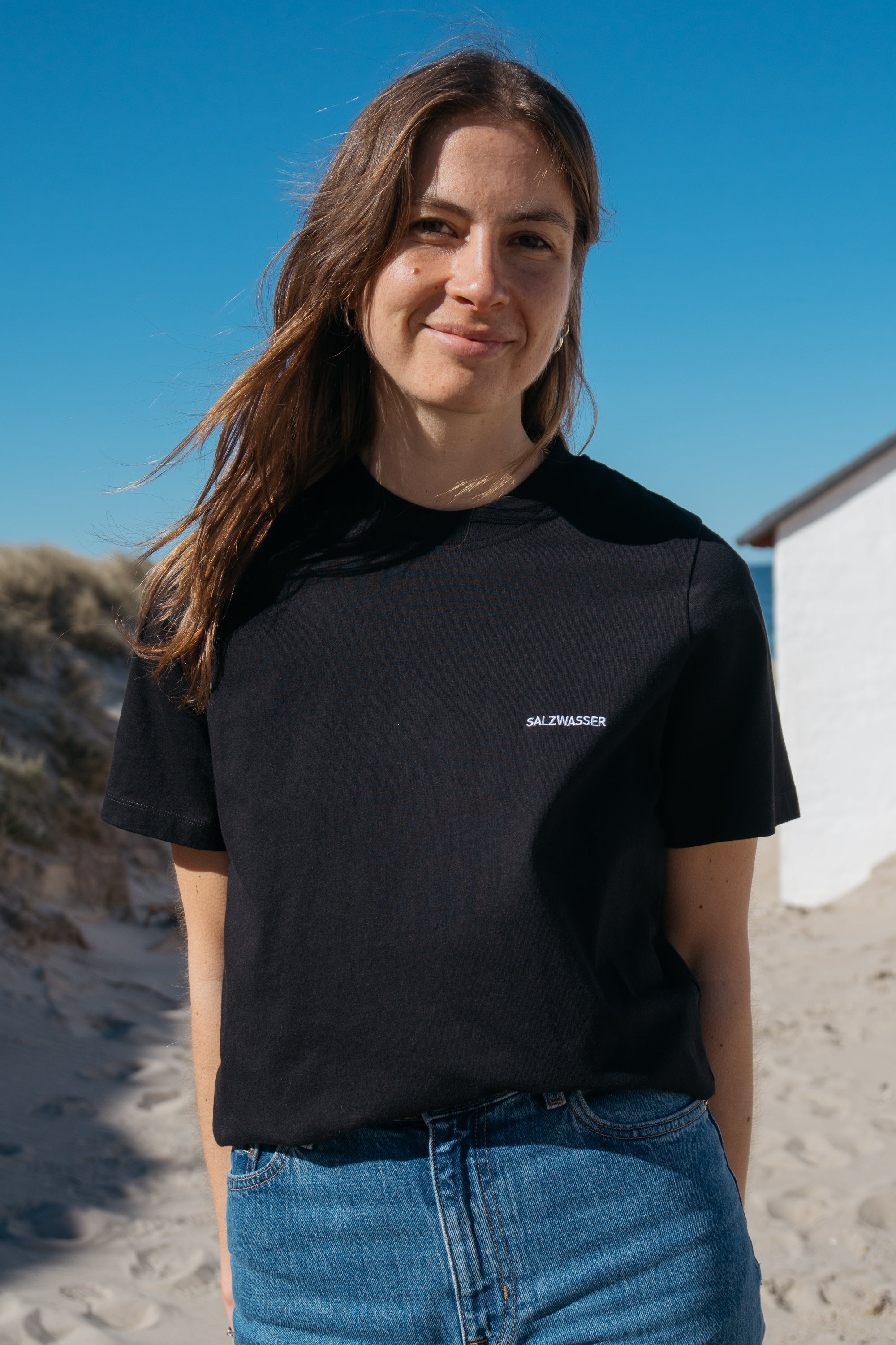 Heavy T-Shirt Jonna Black made from organic cotton from Salzwasser