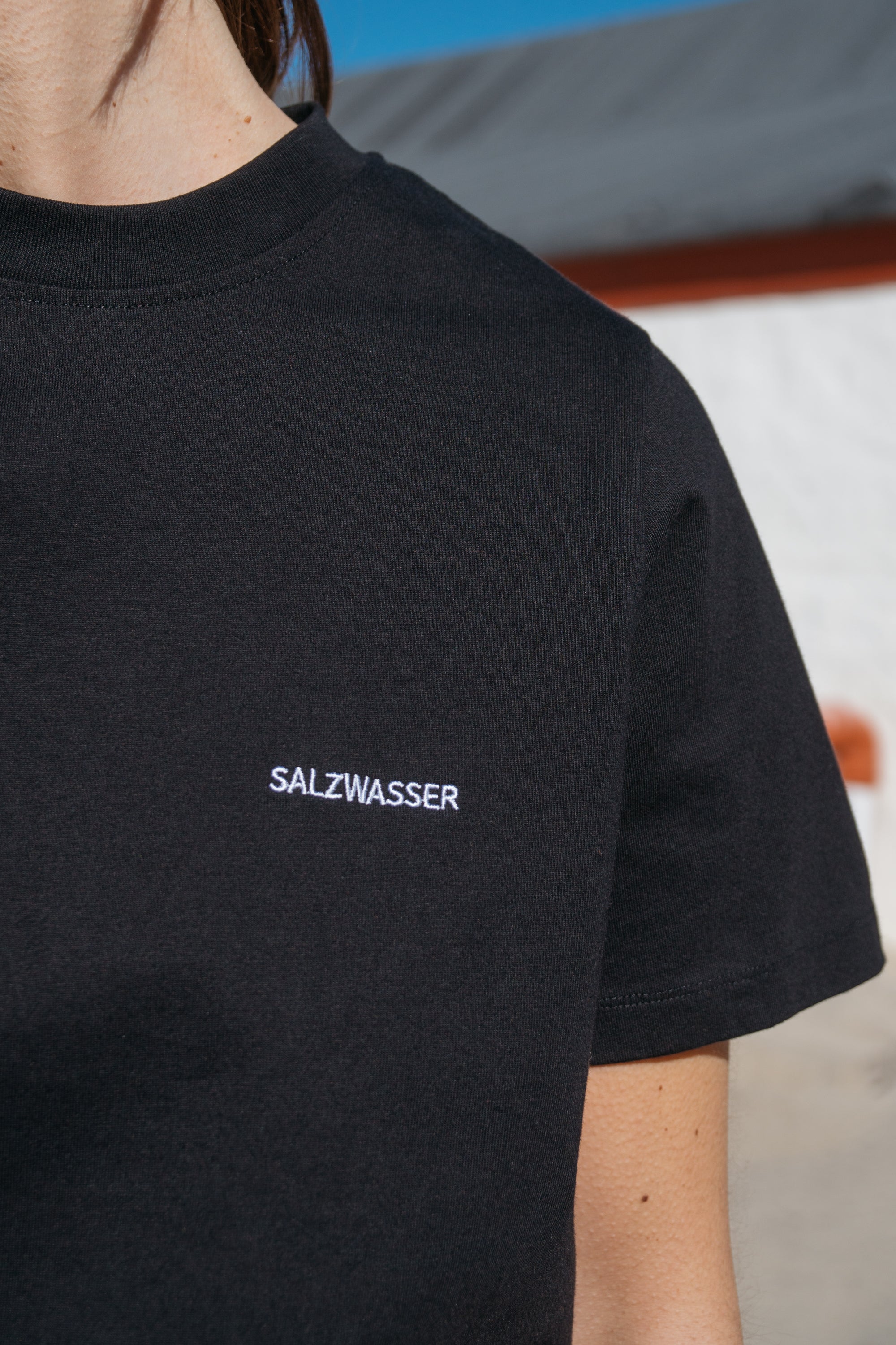 T-shirt épais Jonna Black en coton biologique de Salzwasser